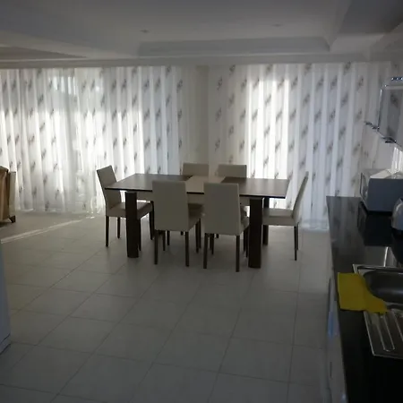 Villa New Age Golden King Villas