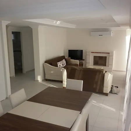 Villa New Age Golden King Villas *